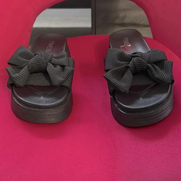 NWOT! Size 8 / Size 40 • YIMEIBI All Black Sandals • Thick Sole Preppy Slides - Picture 3 of 8